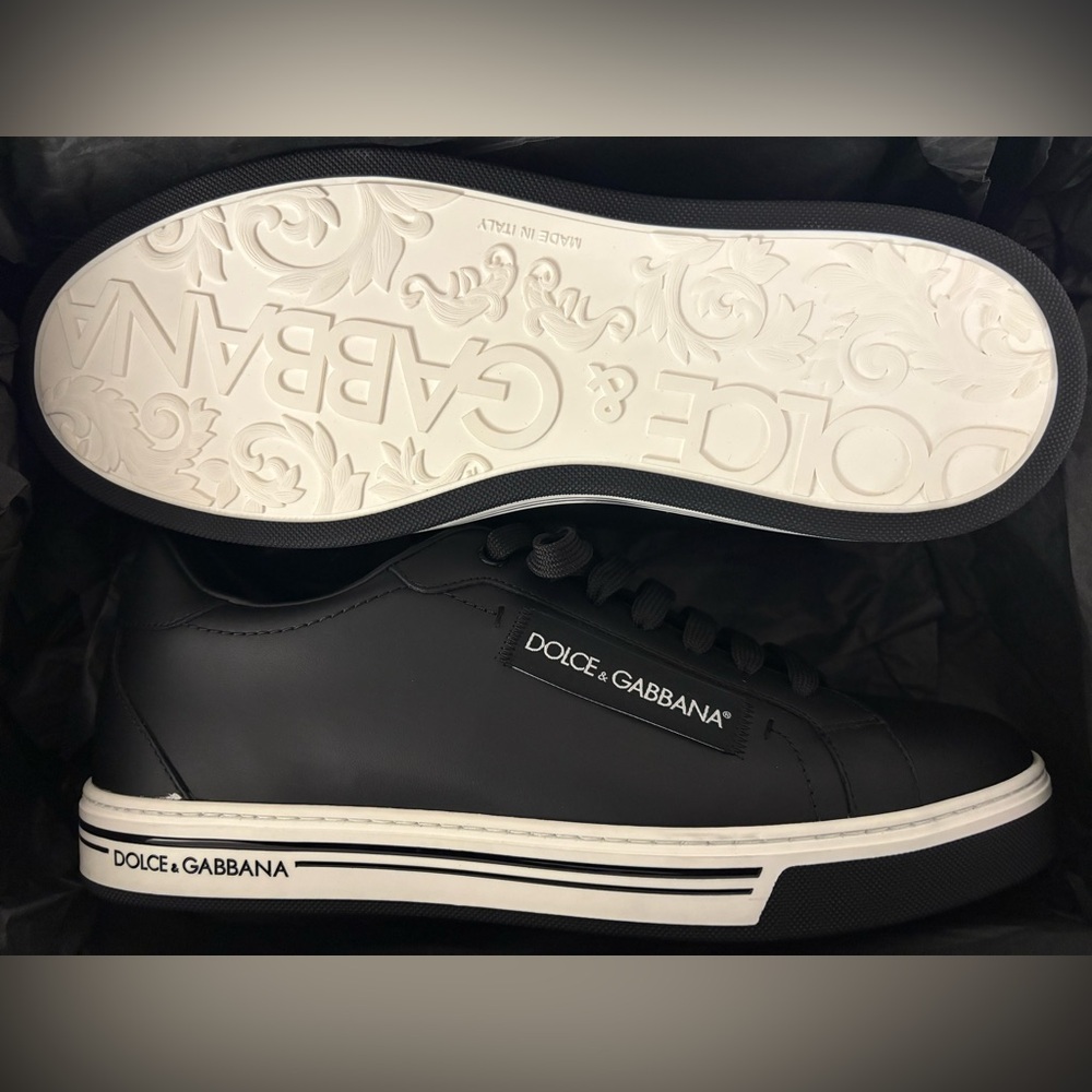 Dolce and Gabanna men sneakers